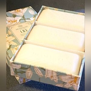 Diamante Luxury Bar Soap Set Lily Full Size 3 Bars Savon Vegetal NIB